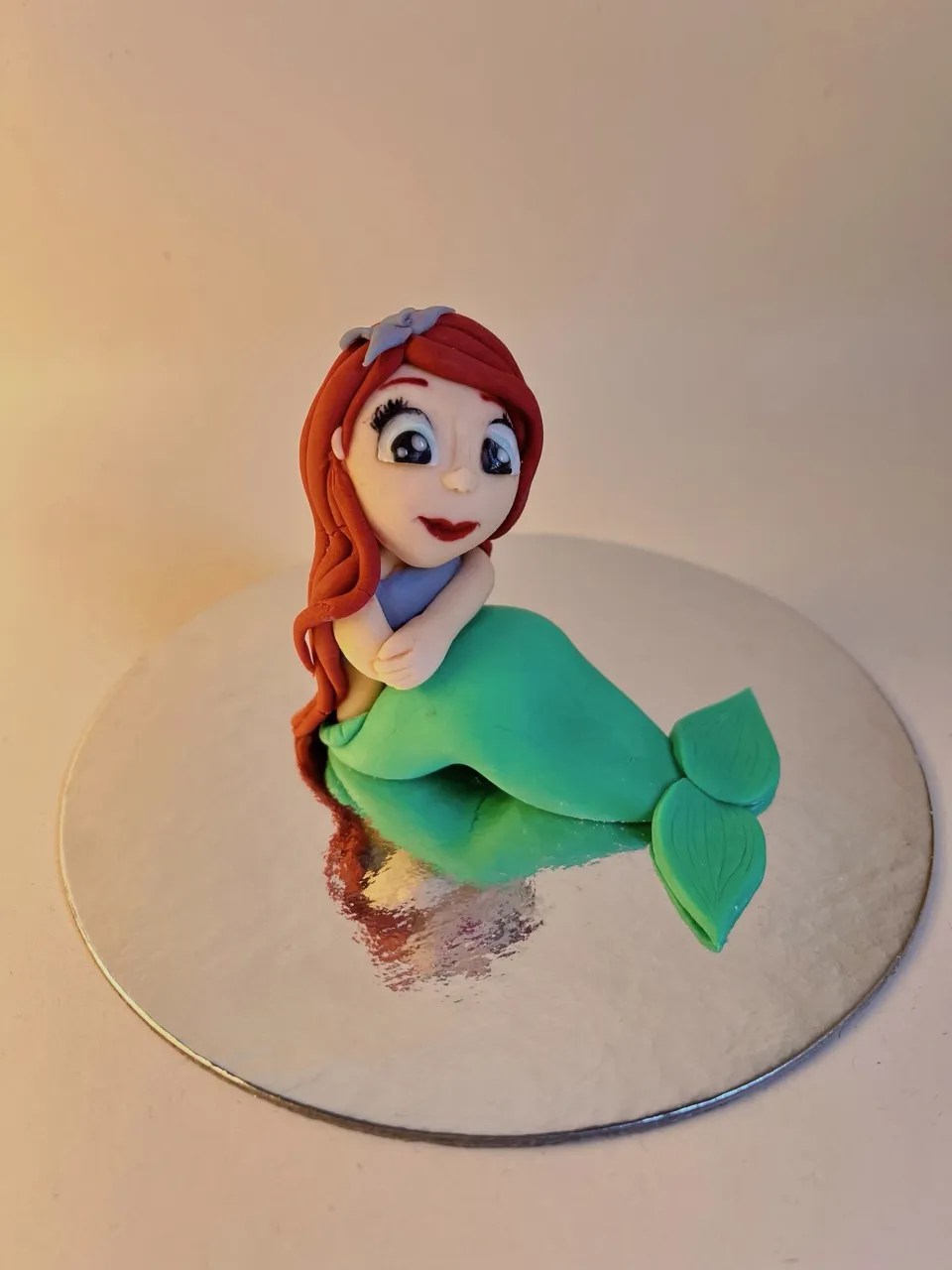 Figura de Sirenita modelada en fondant